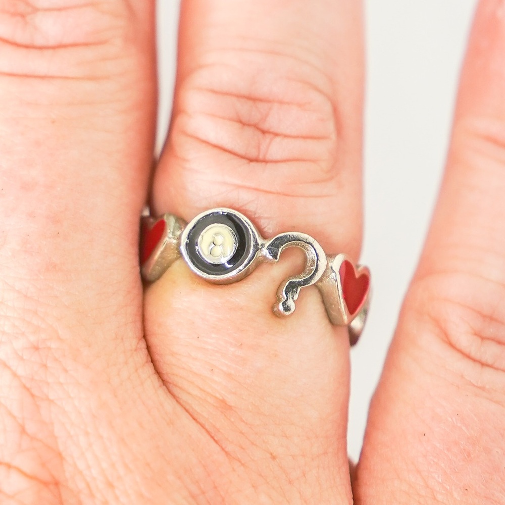Vintage y2k Ring Mystery Love 8 Ball Question Mark Heart Silver Plated